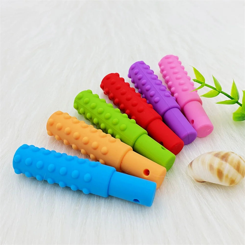 3PCS Sensory Chew Necklace A sensory oral aid teether toy for autism, hyperactivity, infant breastfeeding or special needs, showing colorful textured chewable pieces in various bright colors.